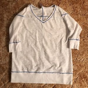 LB white active top with blue stitching 14/16